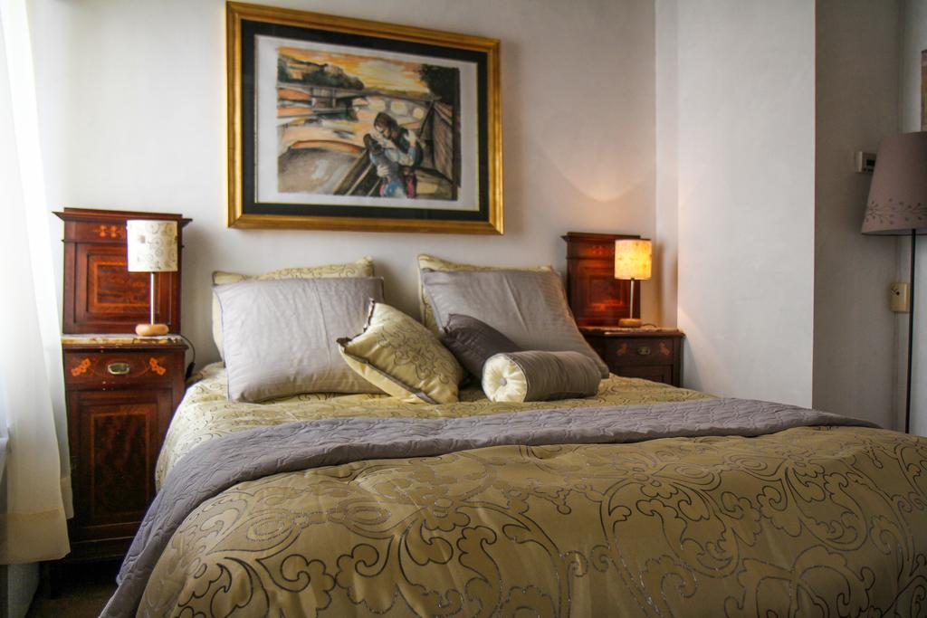 Large One-Bedroom Apartment,237081485:JPEG